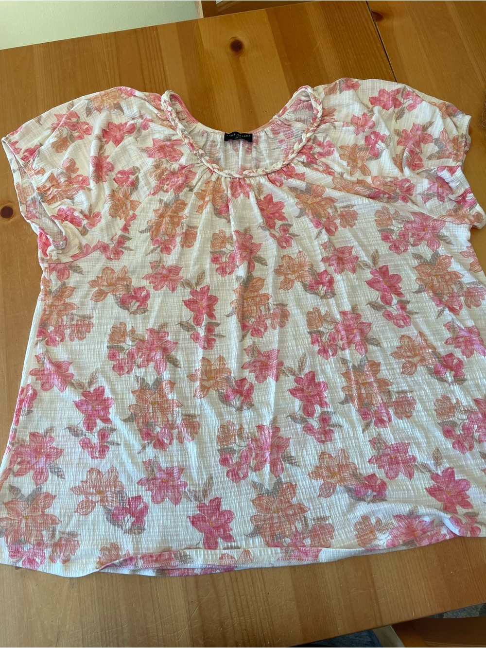 Lane Bryant Pink & Peach Floral Short Sleeve Braided-Neck Tee